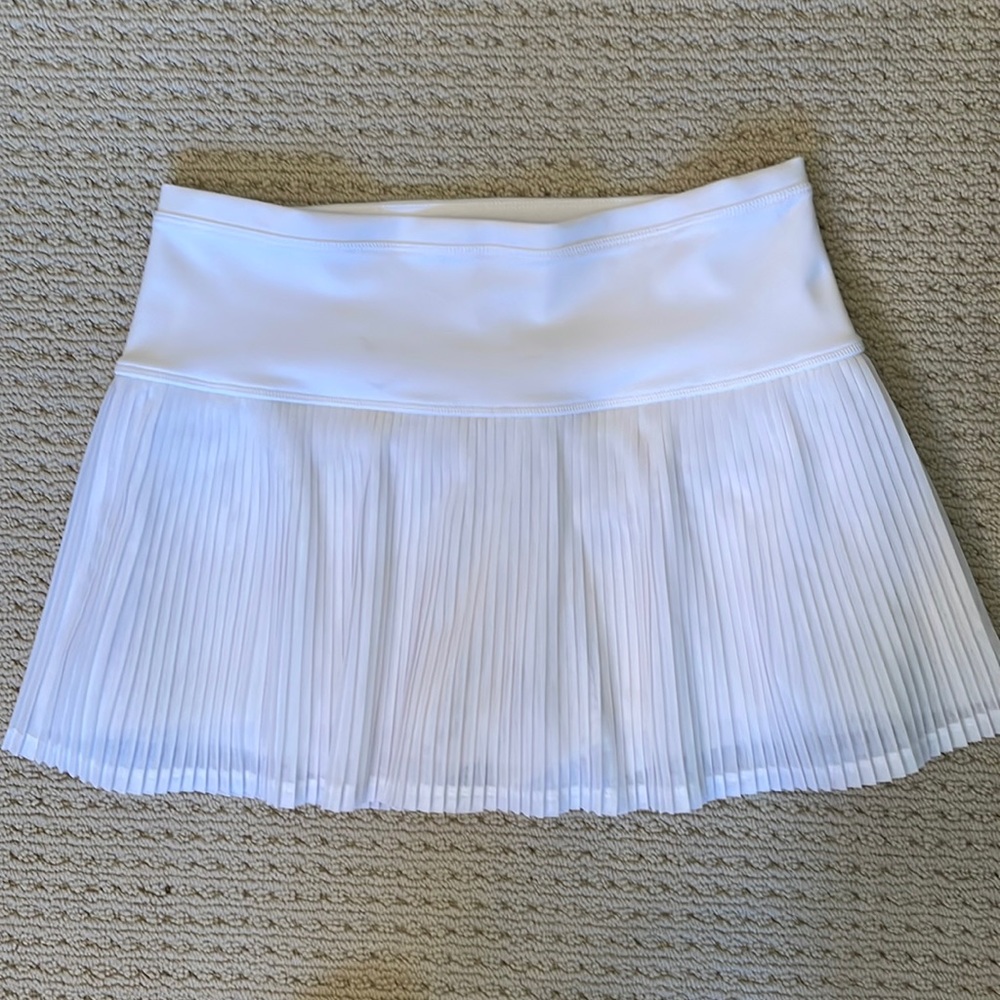 Ibkul Solid Mesh Skort - image 1